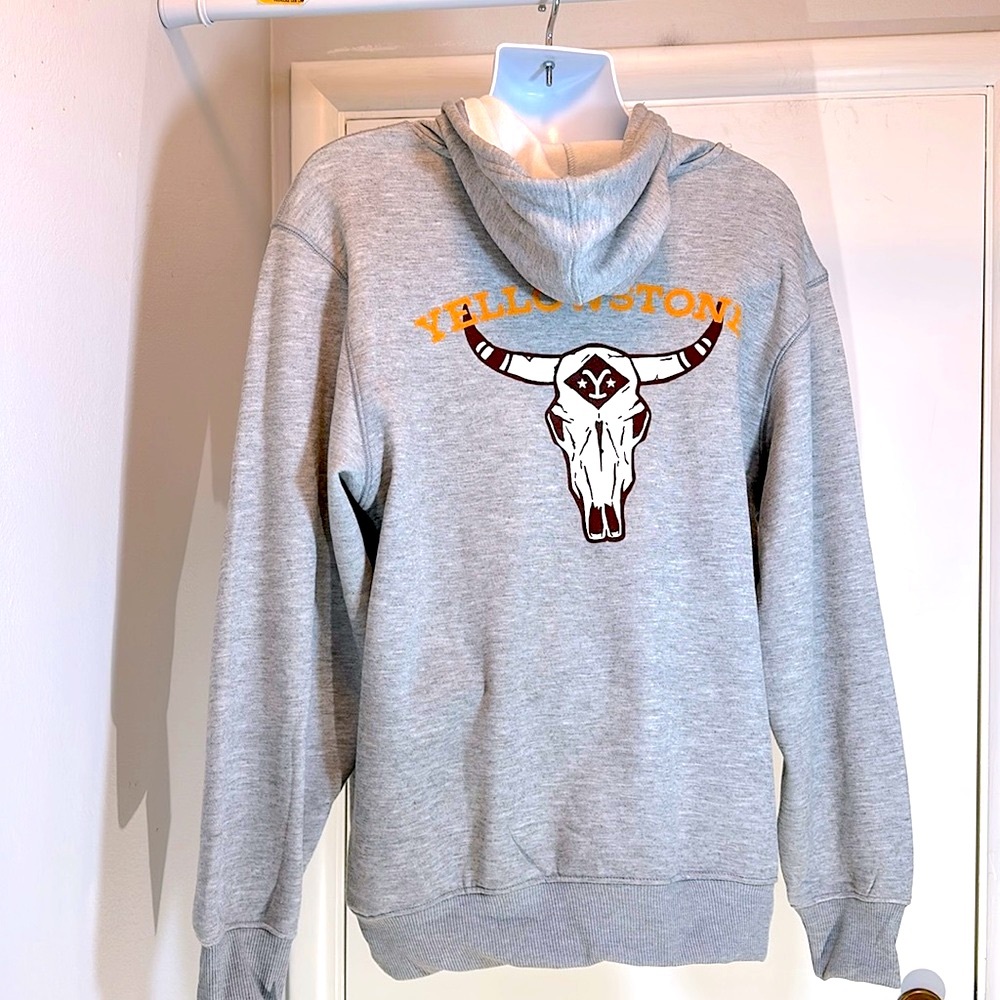 Yellowstone Dutton Fleece Pullover Hoodie LG NWT - Picture 3 of 13
